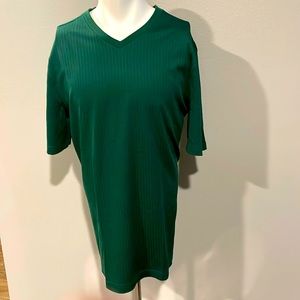 Croft & Barrow V-neck, pinstriped, short-sleeve T-shirt